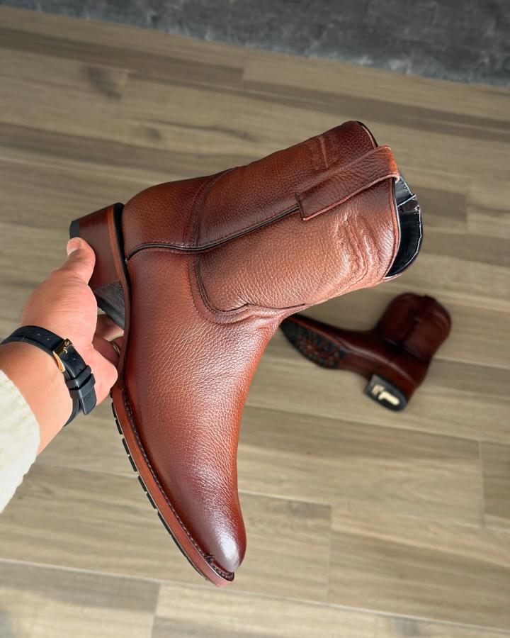 Quindio | Leather Orthopaedic Boots